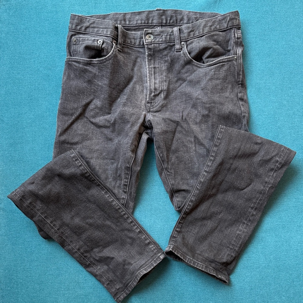 Uniqlo Black Slim Fit Jeans 33x34